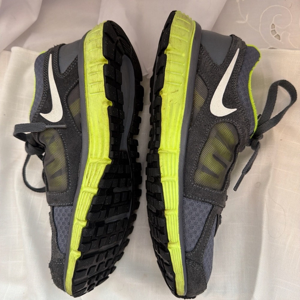 Gorpcore Streetwear Retired Nike Dual Fusion St 2 Running cross trainer W 7.5 - Picture 5 of 10